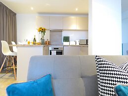 Tudors eSuite Grand Central Aparthotel