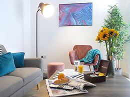 Tudors eSuite Grand Central Aparthotel