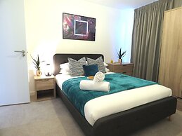 Tudors eSuite Grand Central Aparthotel