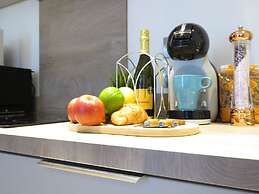 Tudors eSuite Grand Central Aparthotel