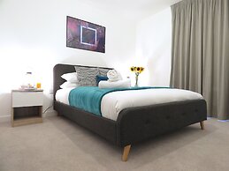 Tudors eSuite Grand Central Aparthotel