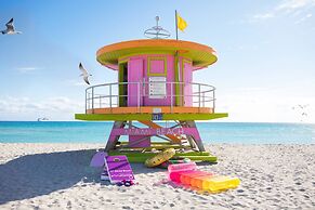 Moxy Miami South Beach