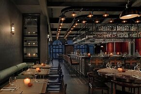 Moxy Miami South Beach