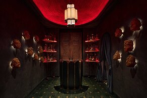 Moxy Miami South Beach