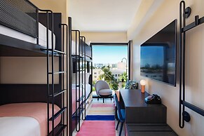 Moxy Miami South Beach