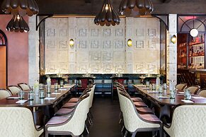 Moxy Miami South Beach