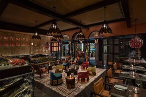 Moxy Miami South Beach