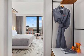 Canopy by Hilton Memphis Downtown