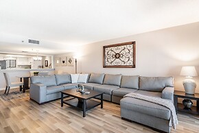 Reflections Gulf Front With Ocean Views 2 Bedroom Condo by RedAwning