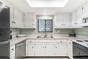 Reflections Gulf Front With Ocean Views 2 Bedroom Condo by RedAwning