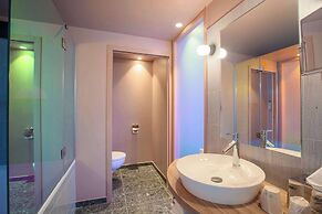 Aiden by Best Western Clermont-Ferrand Hotel & Spa