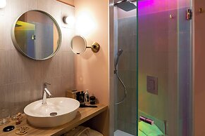 Aiden by Best Western Clermont-Ferrand Hotel & Spa