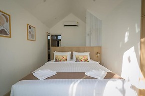 Saksiam Lakeside Resort