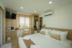 Saksiam Lakeside Resort