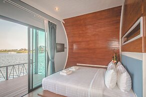 Saksiam Lakeside Resort