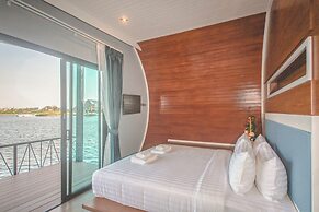 Saksiam Lakeside Resort