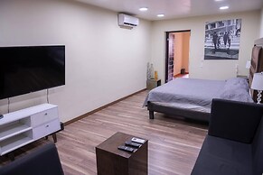 Modern Loft Apartment for two People With Invoice