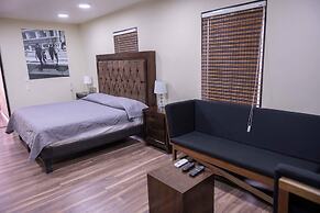 Modern Loft Apartment for two People With Invoice