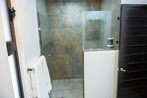 Modern Loft Apartment for two People With Invoice