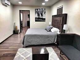 Modern Loft Apartment for two People With Invoice