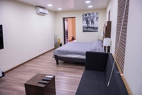 Modern Loft Apartment for two People With Invoice