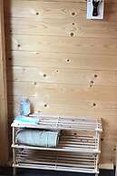 Off Grid Cabin Sleeps 2, Pets Ok, 20 min to Dunoon