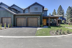 Outback 3 Bedroom Townhouse by RedAwning