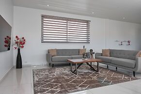 Gray Door Apartments - Adults Only