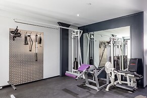 Gray Door Apartments - Adults Only