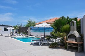 Gray Door Apartments - Adults Only