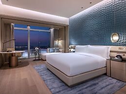 Hilton Shenzhen World Exhibition & Convention Center