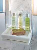 Hilton Shenzhen World Exhibition & Convention Center