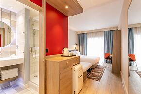 Hampton by Hilton Blackburn