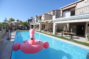 Fizzio Alacati Hotel