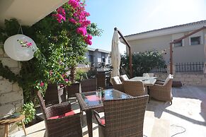 Fizzio Alacati Hotel