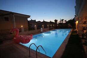 Fizzio Alacati Hotel