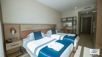 New Wave Hotel