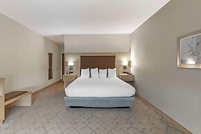 Best Western Plus Chickasha Inn