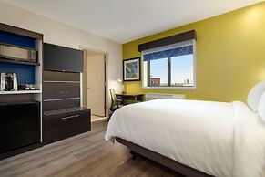 Holiday Inn Express Jamaica - JFK AirTrain - NYC by IHG