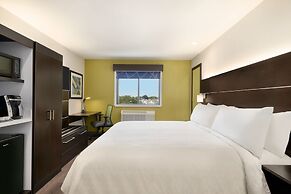 Holiday Inn Express Jamaica - JFK AirTrain - NYC by IHG