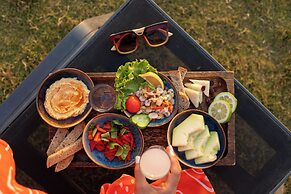 Maia Luxury Beach Hotel & Spa