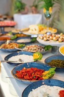 Maia Luxury Beach Hotel & Spa