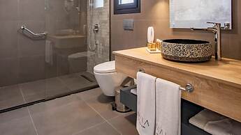 Maia Luxury Beach Hotel & Spa