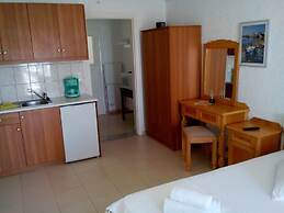 Art Studio Apartments