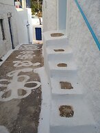 Art Studio Apartments