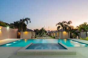 AKARD Private Villas Sattahip