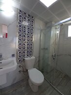 Laila Otel  Karaburun