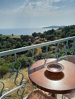 Laila Otel  Karaburun