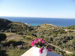 Laila Otel  Karaburun