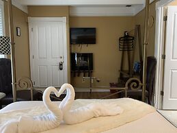 Peace & Plenty Inn Bed & Breakfast